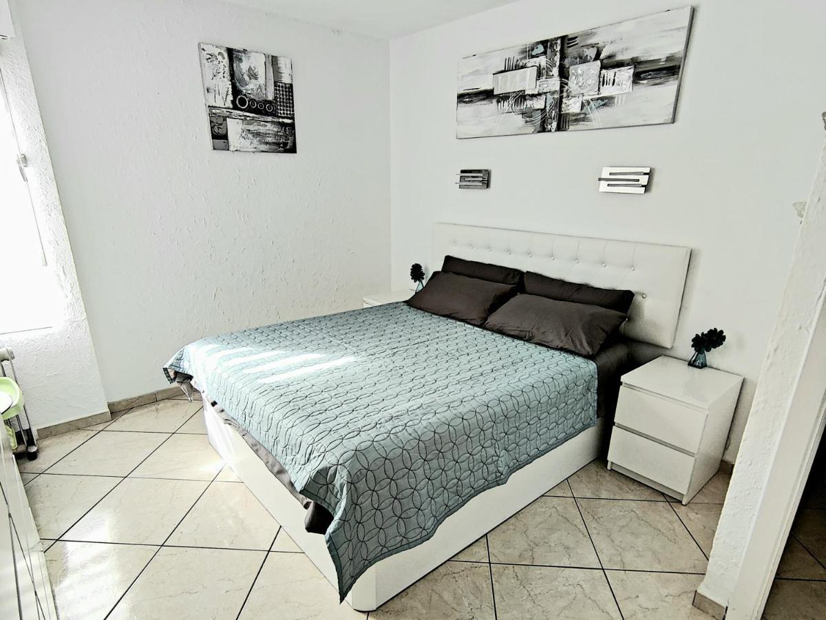 Minerva 1-Bedroom Close To The Beach Park Etc Benalmadena Exterior photo